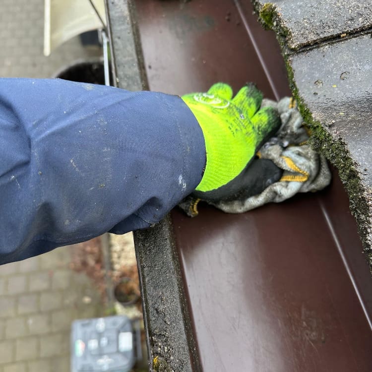 Dakgoot onderhoud noord holland