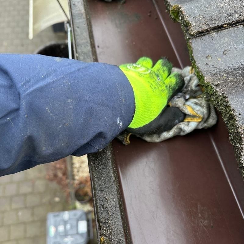 Dakgoot reparatie in Biddinghuizen