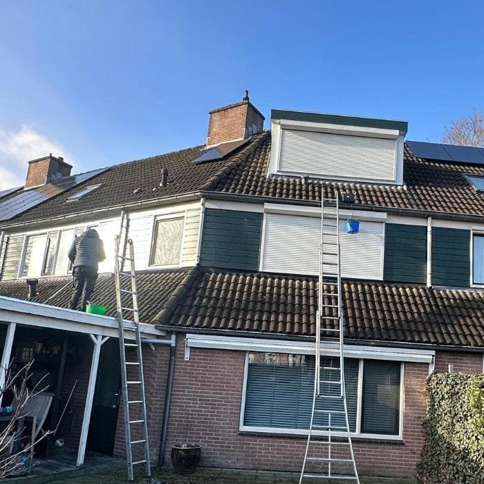 Dakgoot schoonmaken en Dakgoot reparatie in Uden